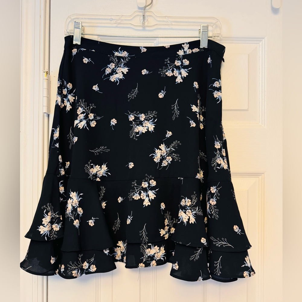 Loft flounce skirt